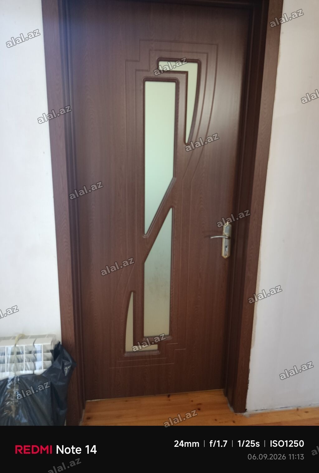 MDF daxili qapı – şüşəli dekorativ model - Material: MDF taxta