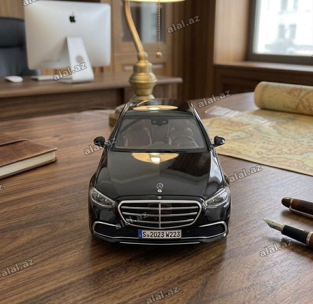 Mercedes-Benz S-Class S500 4MATIC (W223) metal model maşın - Miqyas