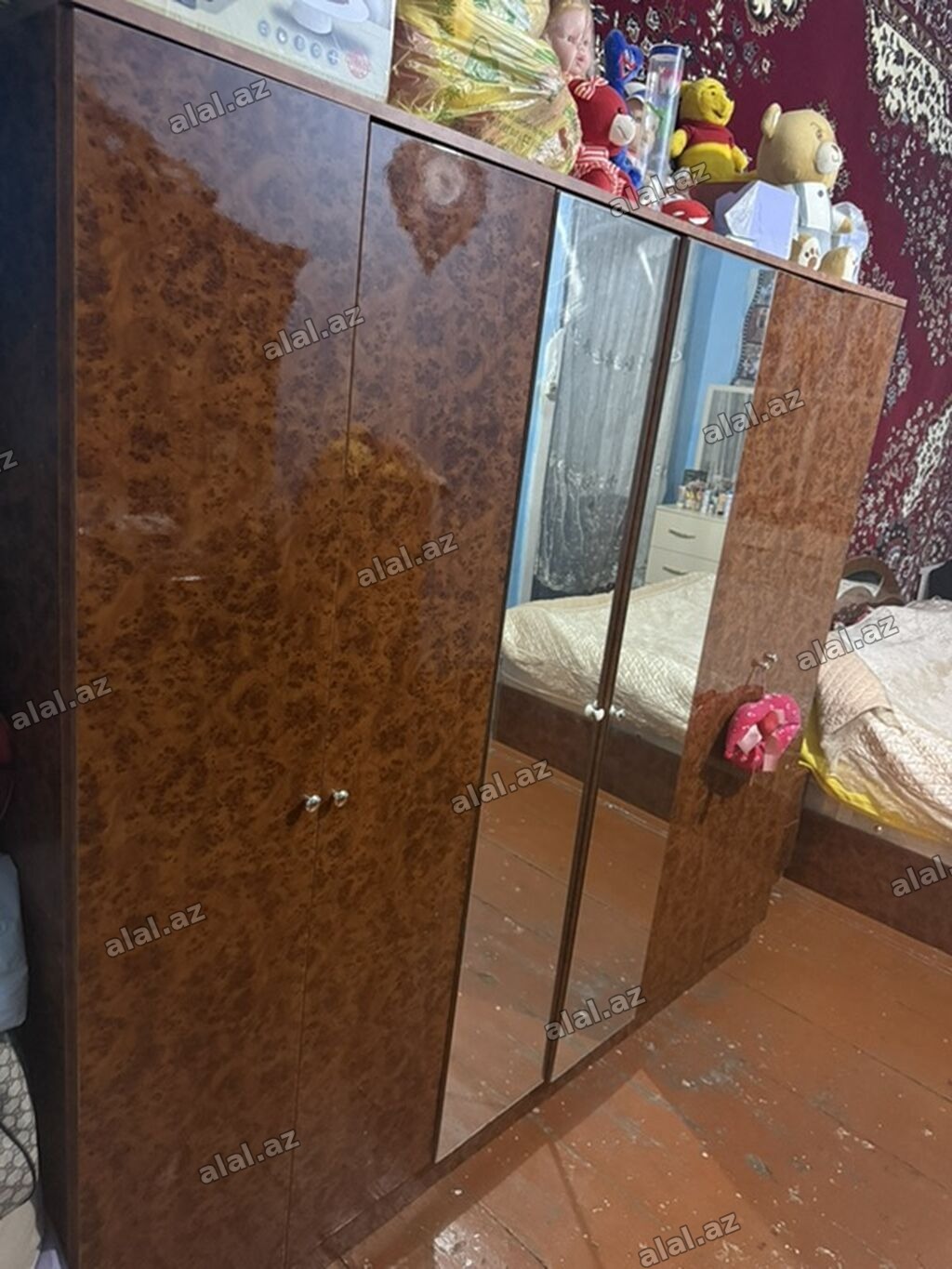 Real alıcı olsa endirim olacaq gəlib baxa bilərsiz İki tumba,yataq