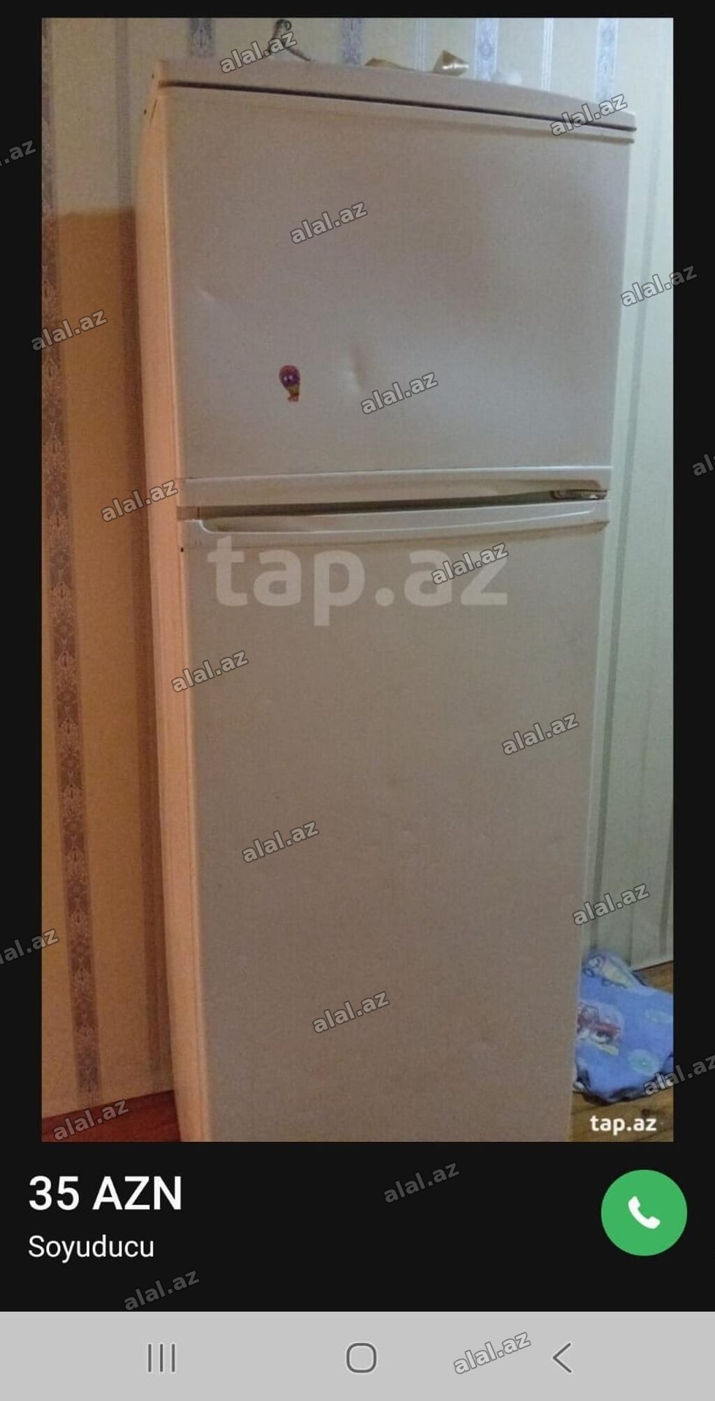 Soyuducu - İkiqapılı model: yuxarıda dondurucu bölmə, aşağıda