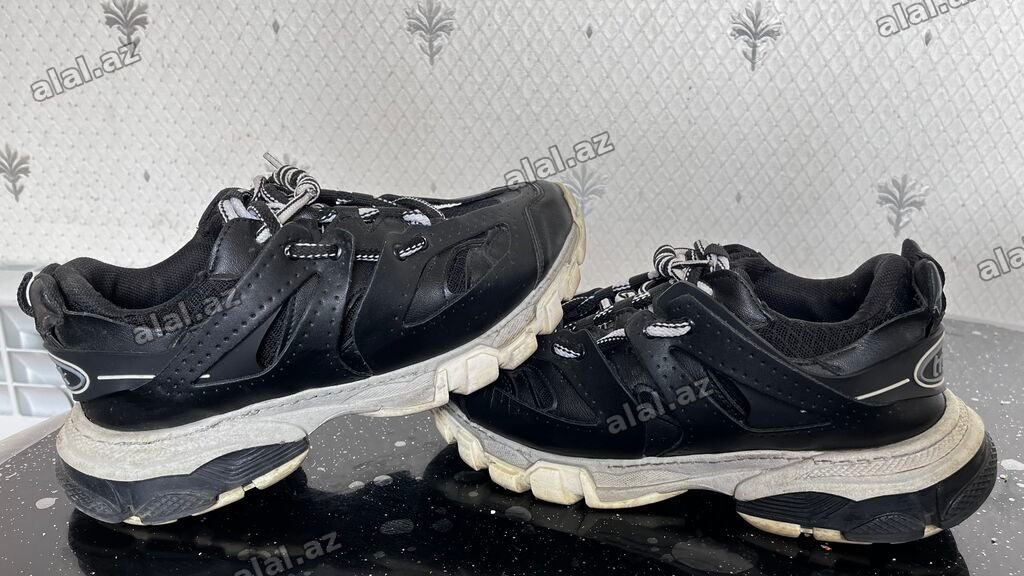 Balenciaga, Ölçü: 37, rəng - Qara, İşlənmiş