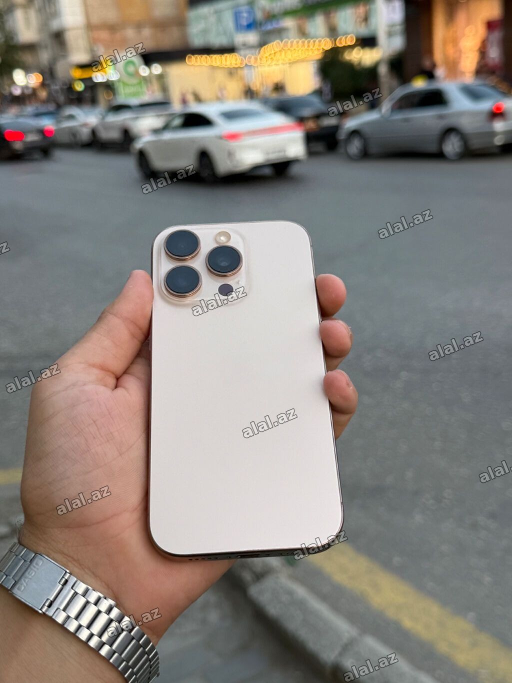 IPhone 16 Pro, 128 GB, Matte Gold