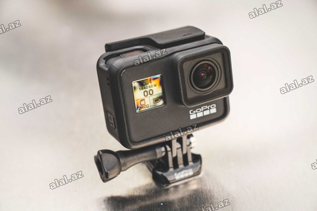 Salam istifade olunmadığı üçün satılır GoPro HERO7 Black aksiyon