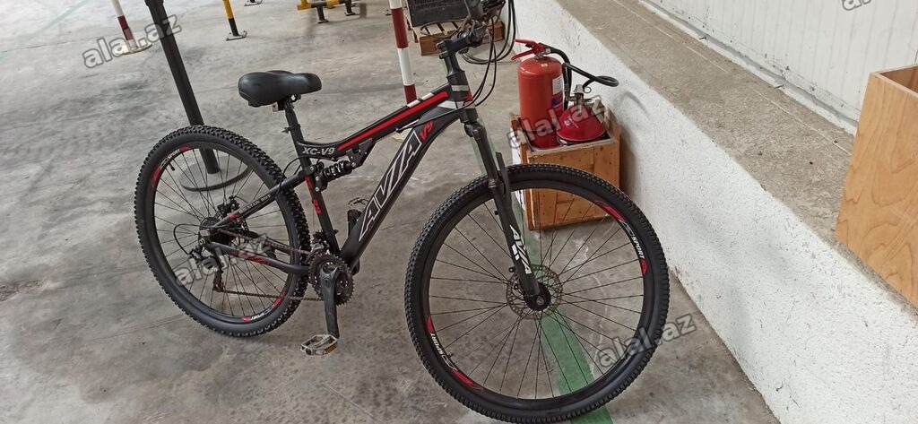 AVA XC-V9 dağ velosipedi - Çərçivə: yüngül alaşımlı AVA XC-V9