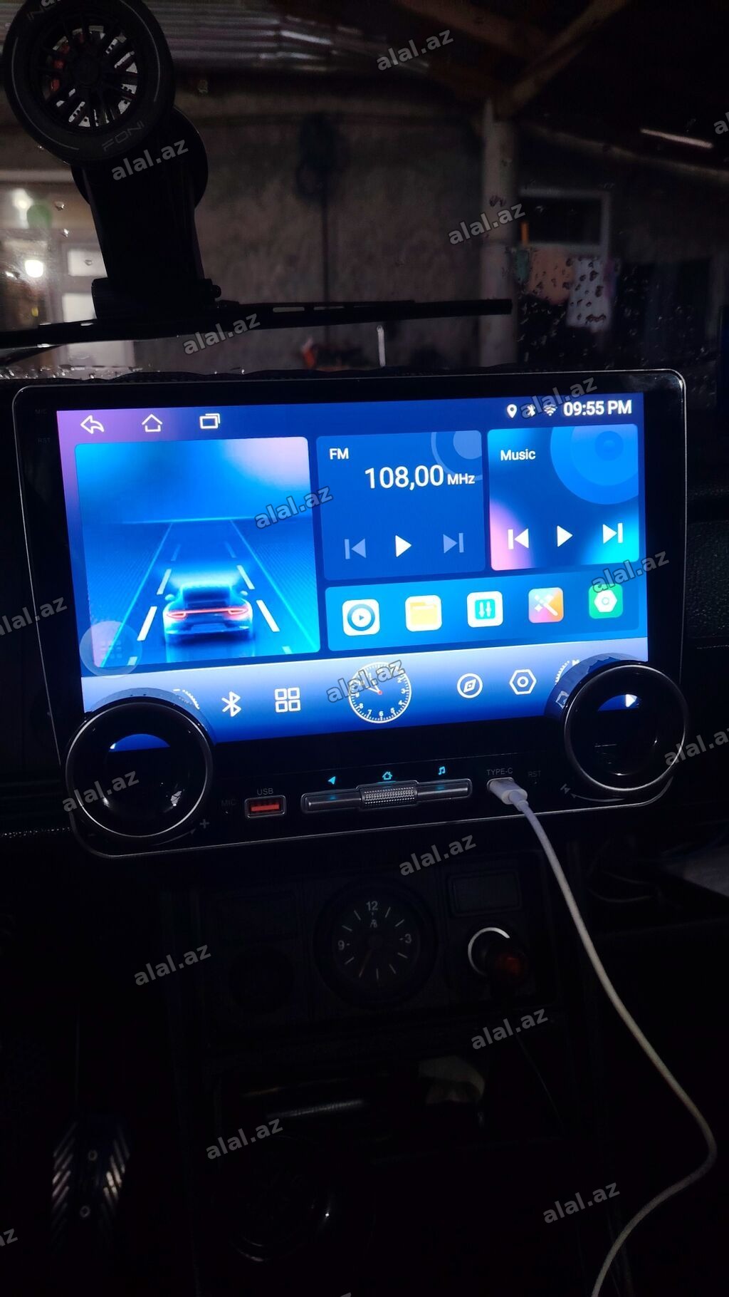 Avtomobil üçün Android multimedia başlıq (universal) - Böyük sensorlu