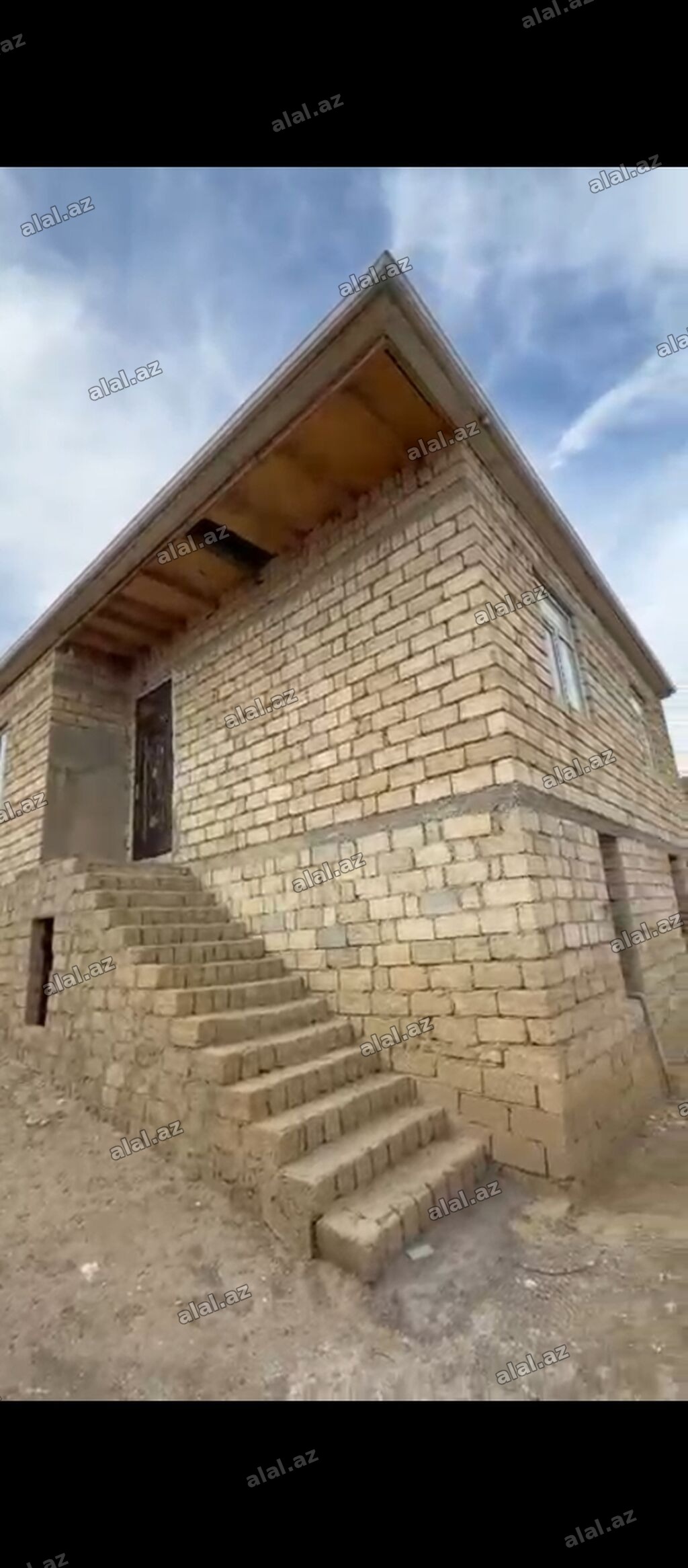 5 otaqlı, 120 kv. m, Təmirsiz