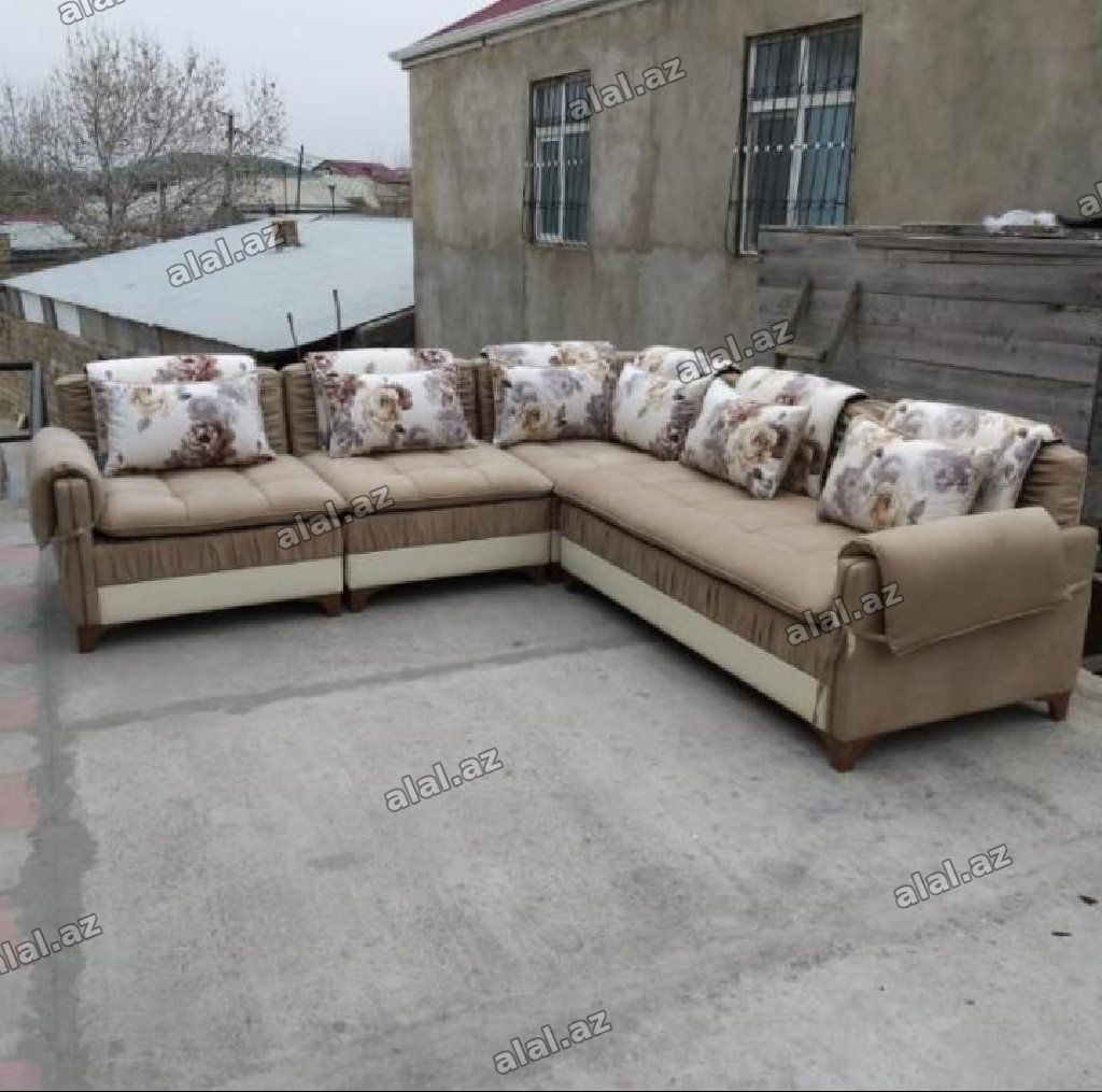 Künc divanı səliqəli və rahat. Keyfiyətli materiallarla yigilir