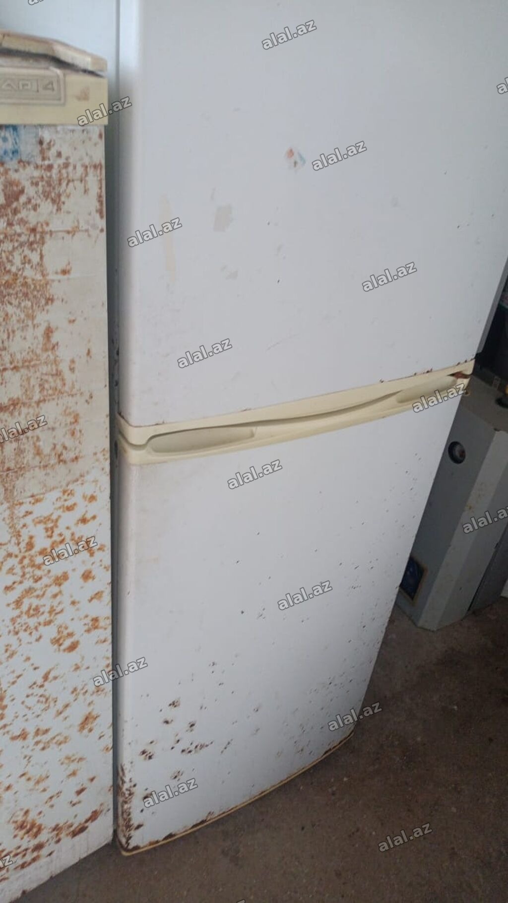 İşlənmiş 2 qapılı Samsung Soyuducu Satılır, rəng - Ağ, Təkərli