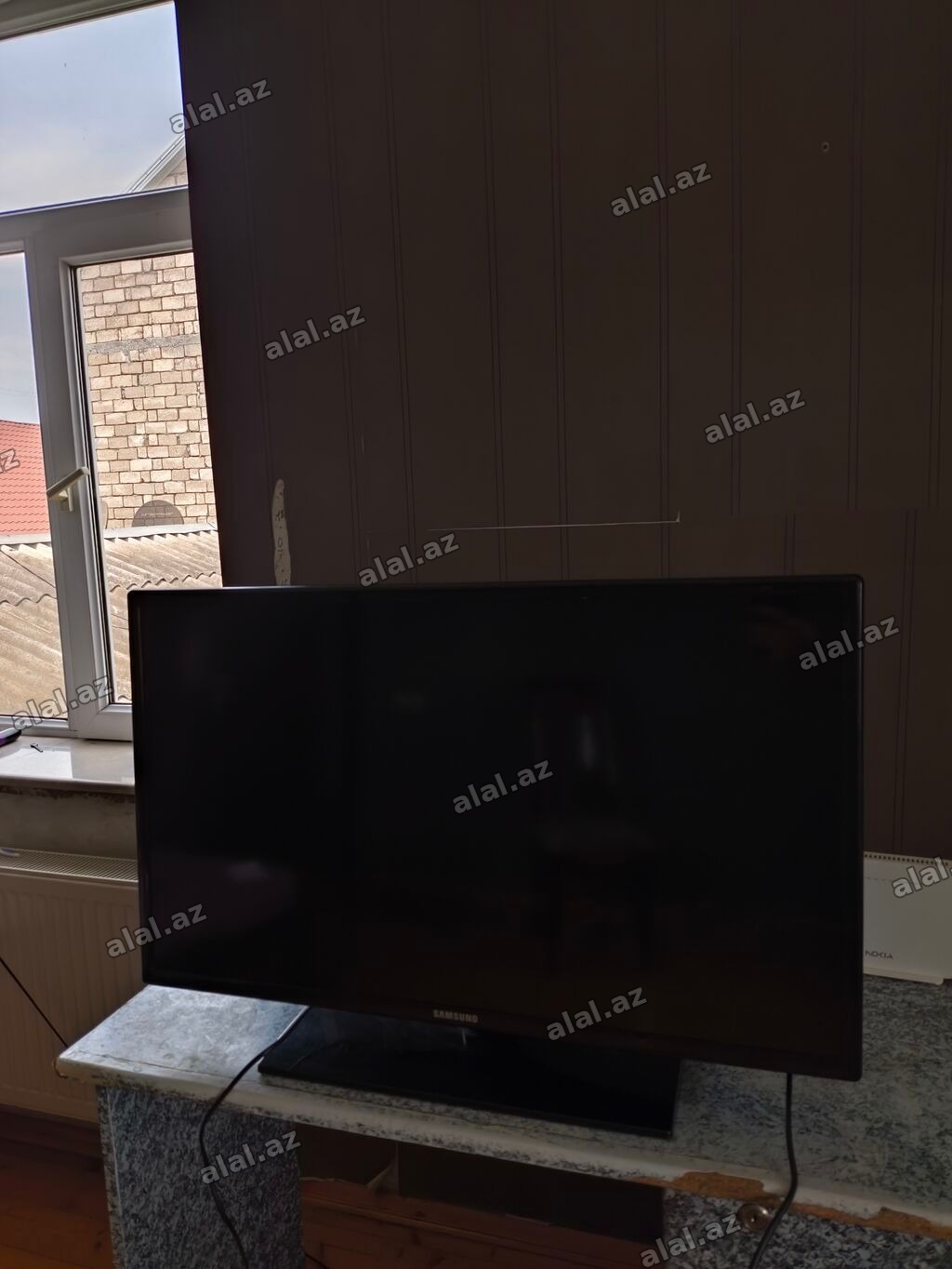 Samsung televizoru, qara rəngdə, evdə Atv puls gedir kampter smart