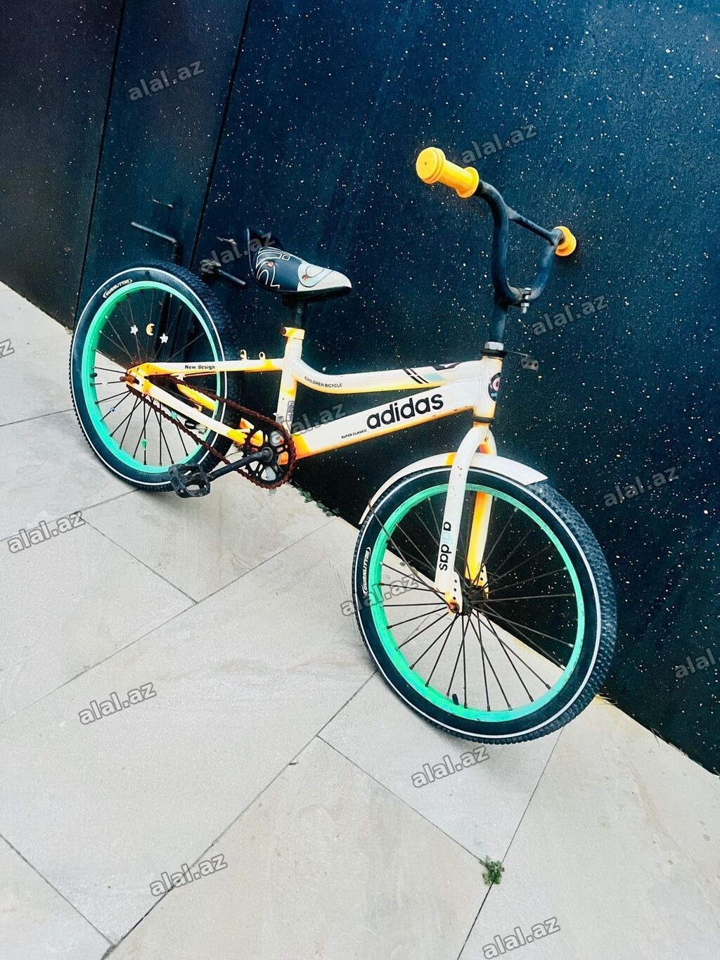 Salam 20 lik velosiped satilir 45 azn. ışlek vezıyyetdır Unvan Zabrat