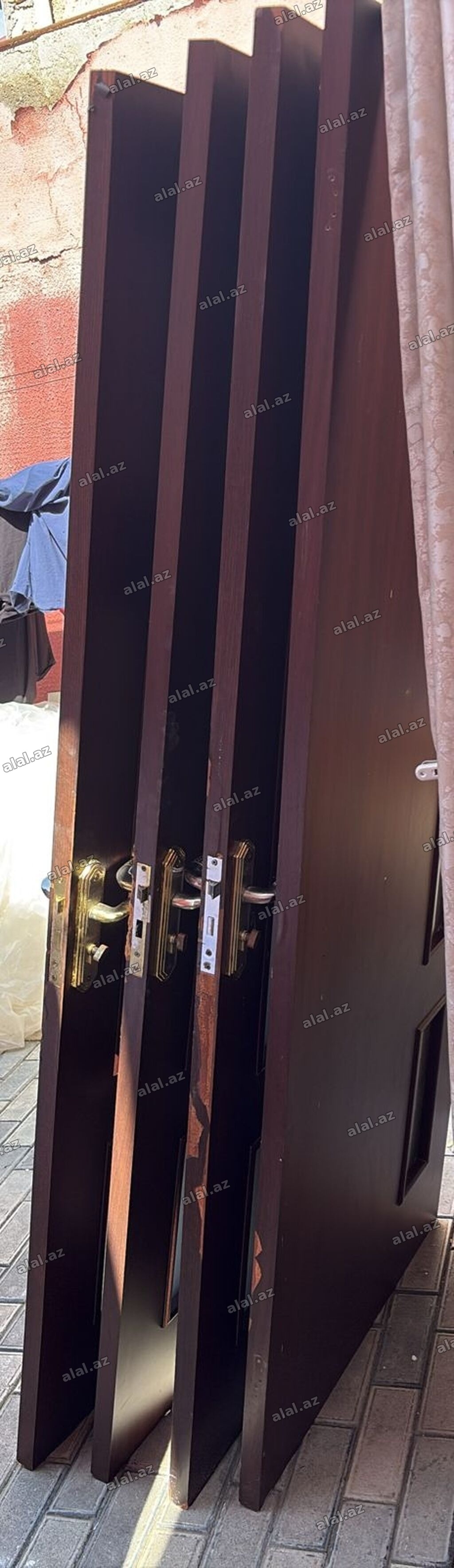 4 eded qapi 90/205 olcude defejt var Qiymet 1 ededi 10 azn Unvan