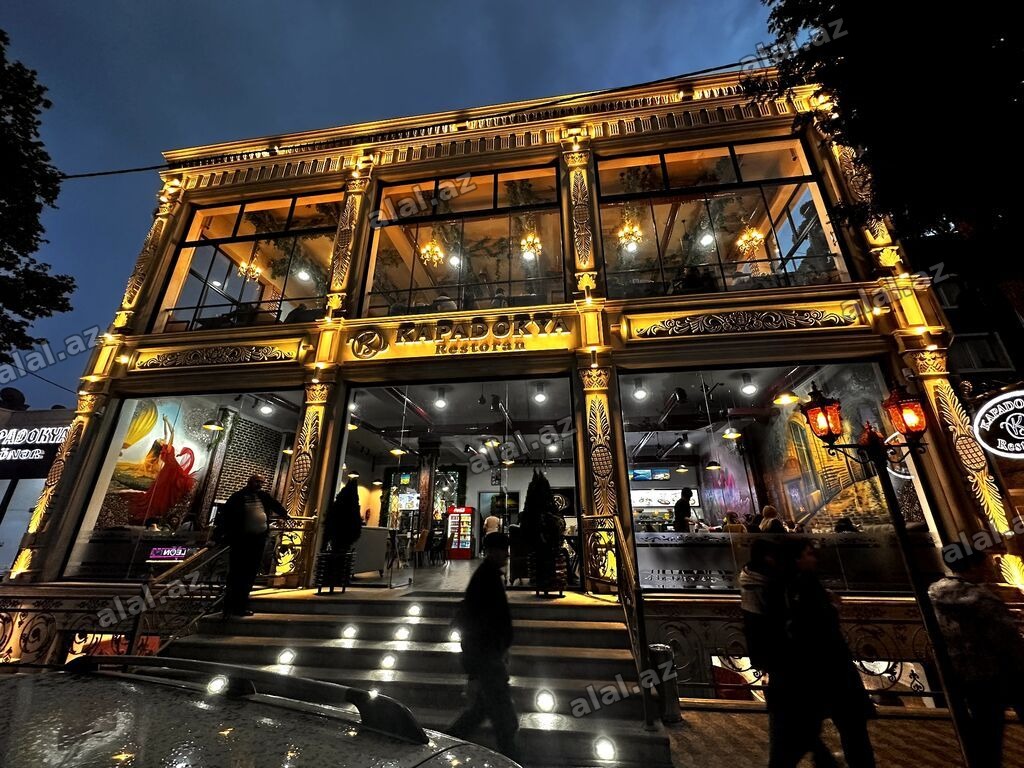 Ofisiant tələb olunur, Restoran, Gündəlik ödəniş, 18-29 yaş, 1-2 illik təcrübə
