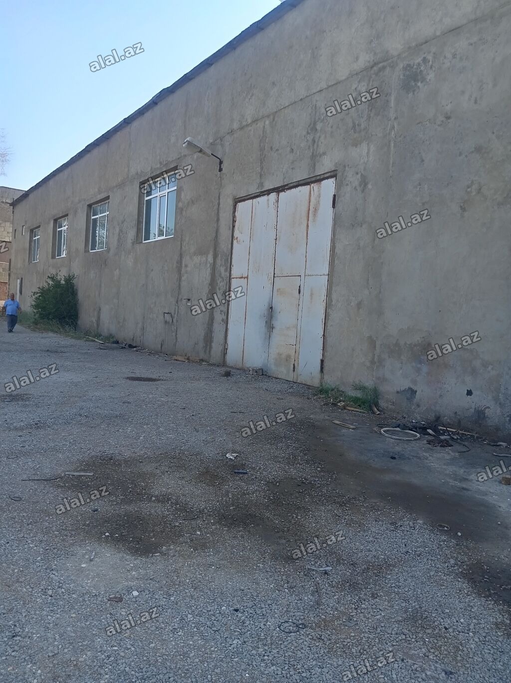 İcarəyə verilir, Baki Səlyan şosesi, 26 km, Yola yaxin istiqametde