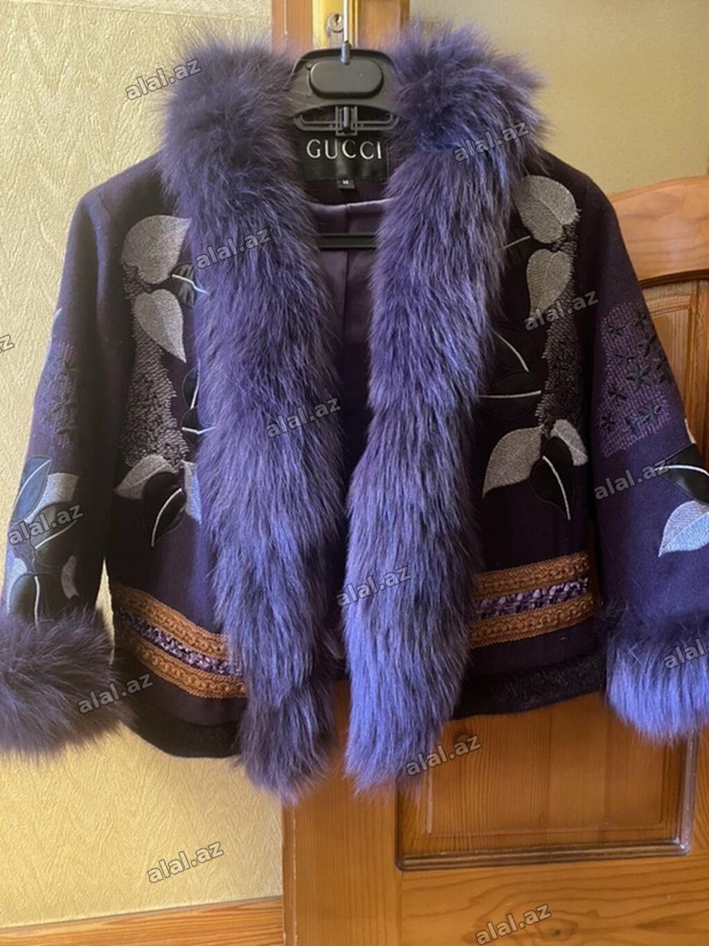 Gucci bəzəkli qadın jaketi - Rəng: tünd bənövşəyi - Material: qalın