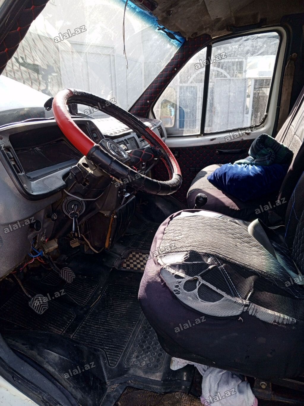 QAZ GAZel 3302: 2.4 l | 1997 il