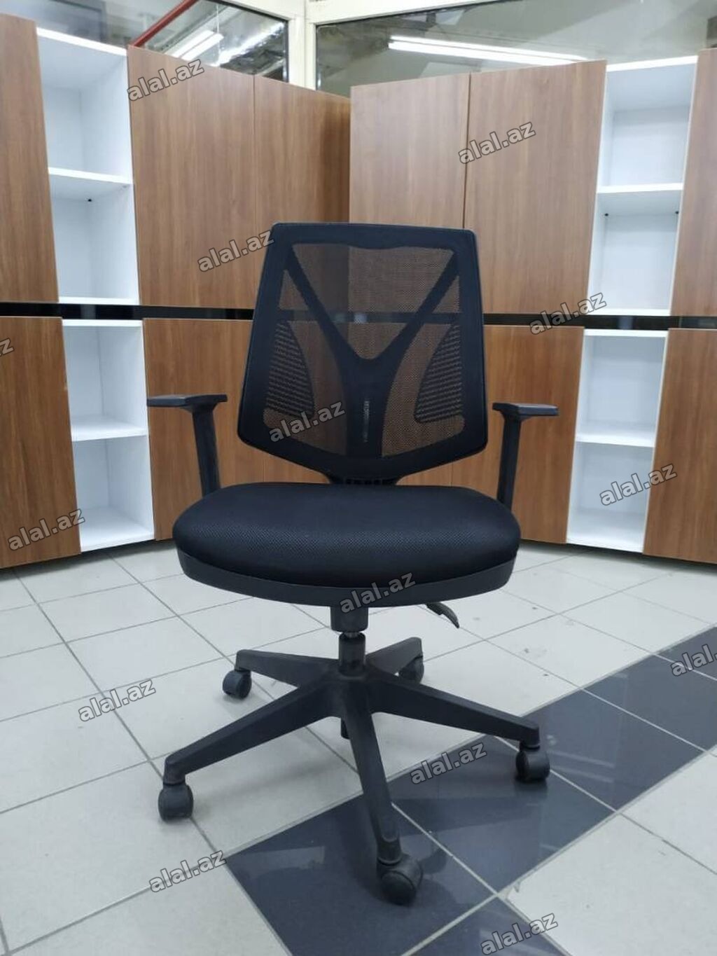 Ofis kreslosu sekilde gorunduyu kimidir hec bir prablemi yoxdu 11