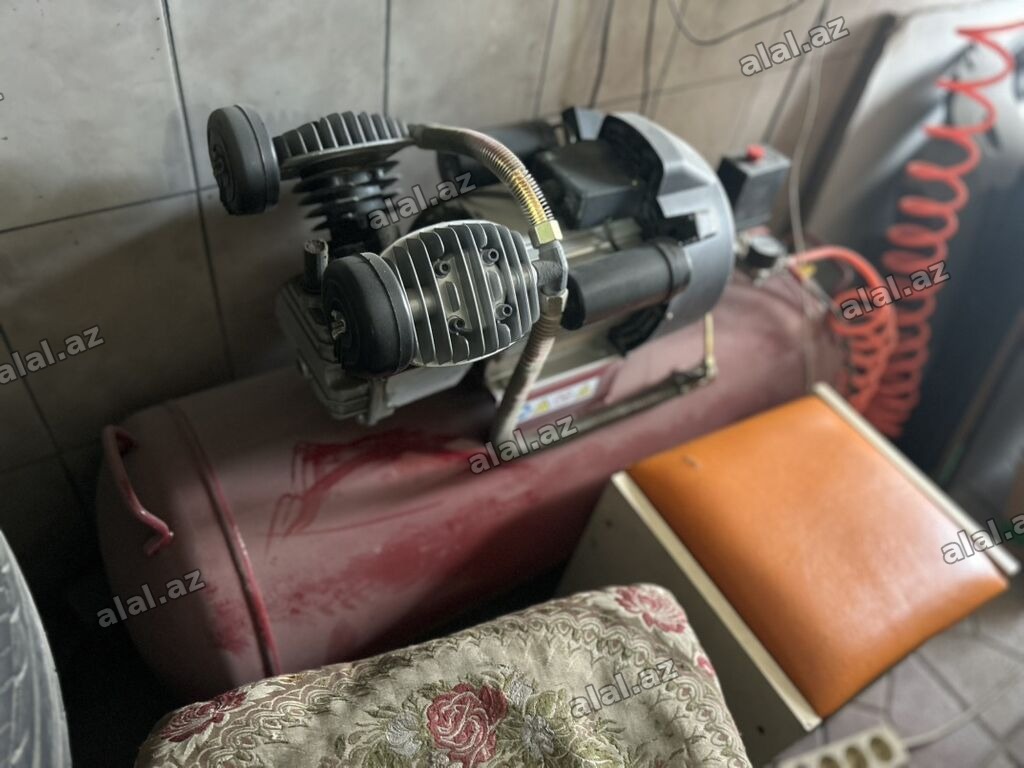 Yenidir. İşlənməyib Sənaye tipli hava kompressoru - Horizontal, iri
