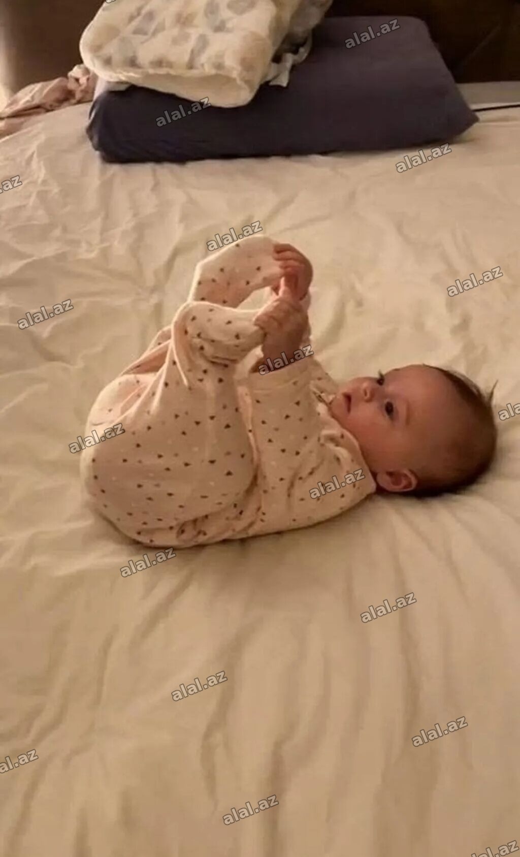 Öz evimdə baxıram, bəylər narahat etməsin. Analar yazsın, qiymət