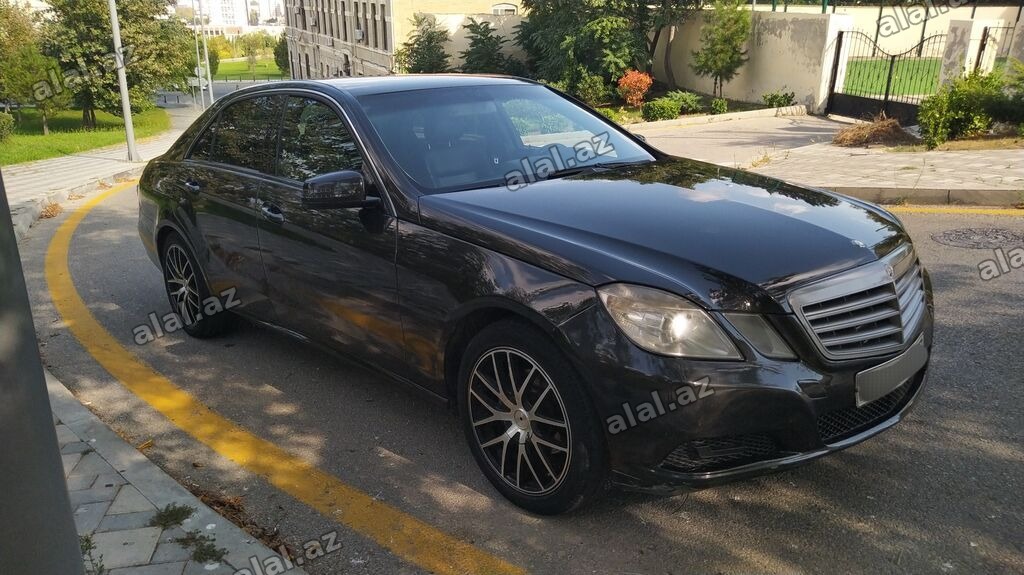 Mercedes-Benz E-Class: 2.2 l | 2009 il Sedan