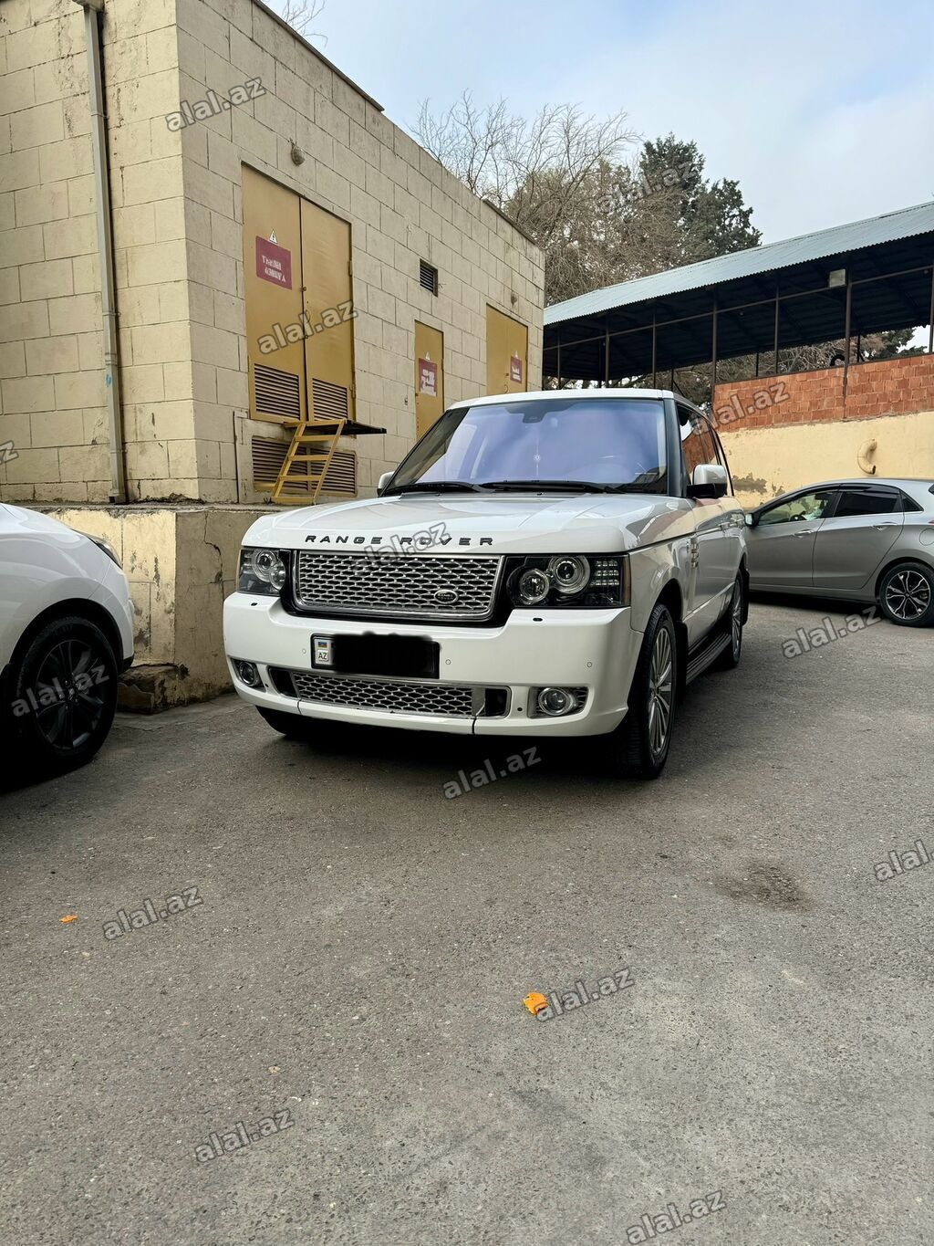Land Rover Range Rover: 5 l | 2011 il 220000 km Ofrouder/SUV