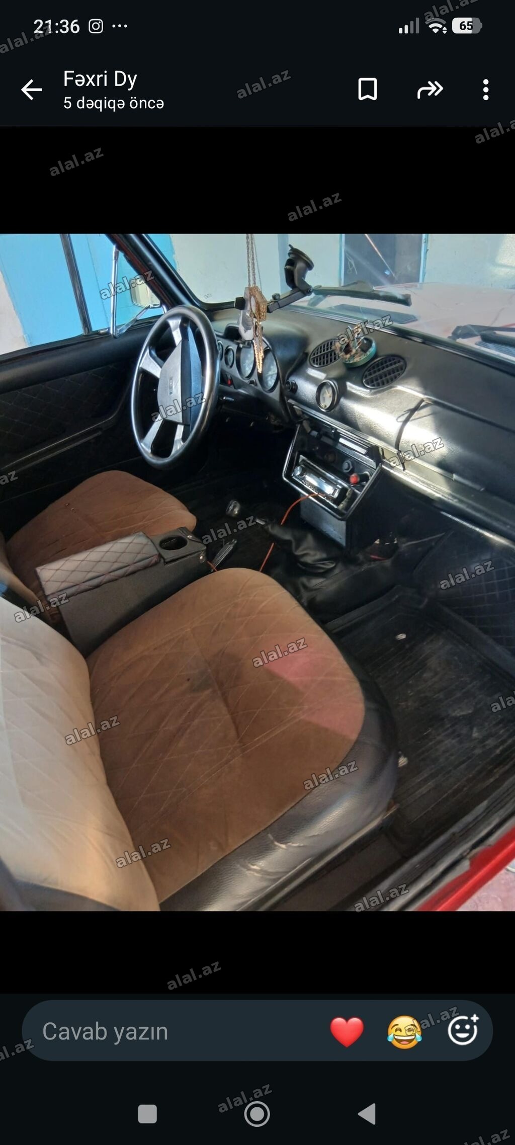 VAZ 2106, qırmızı rəng. Sedan kuzov, klassik dizaynlı ön və arxa