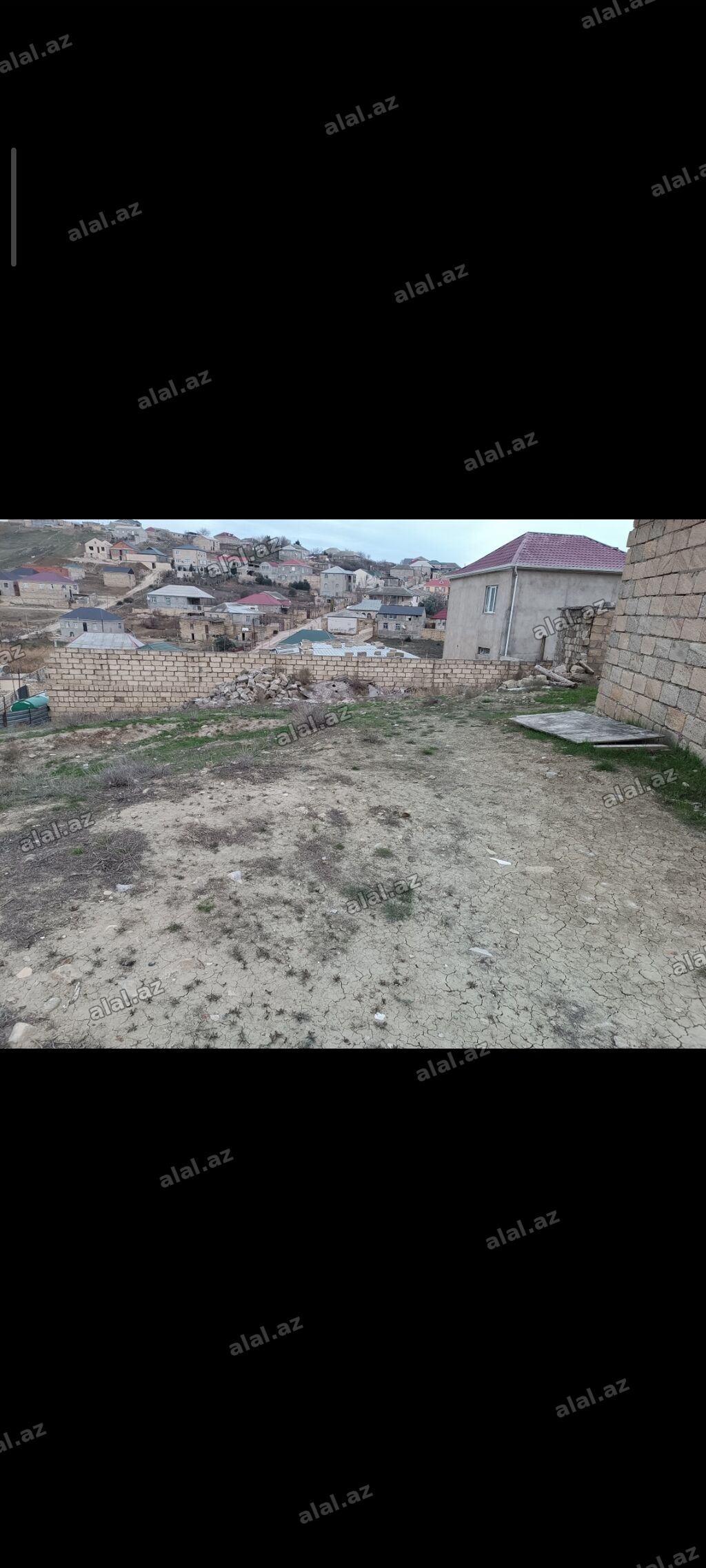 8 sot, Tikinti, Mülkiyyətçi